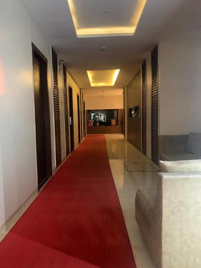 Hotel Merakee - Near Dahisar Mira Road Mumbai Экстерьер фото